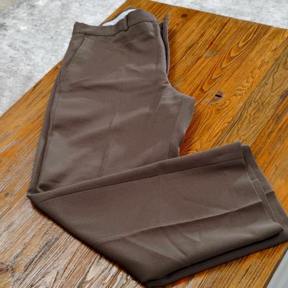 flexslax Men's Dress Slacks Brown  size 36/29 flat front